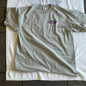 Men’s New York Knicks Nike T-Shirt - XL